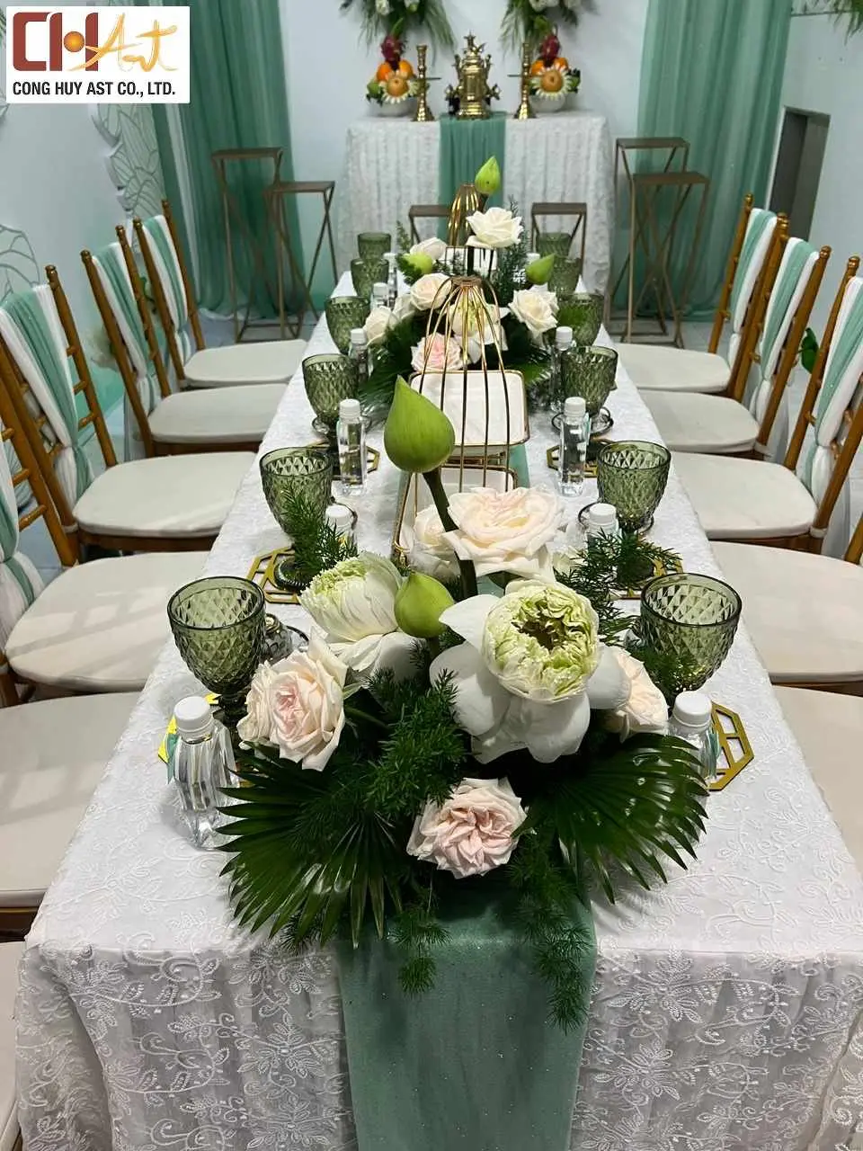 trang tr&iacute; gia ti&ecirc;n trọn g&oacute;i