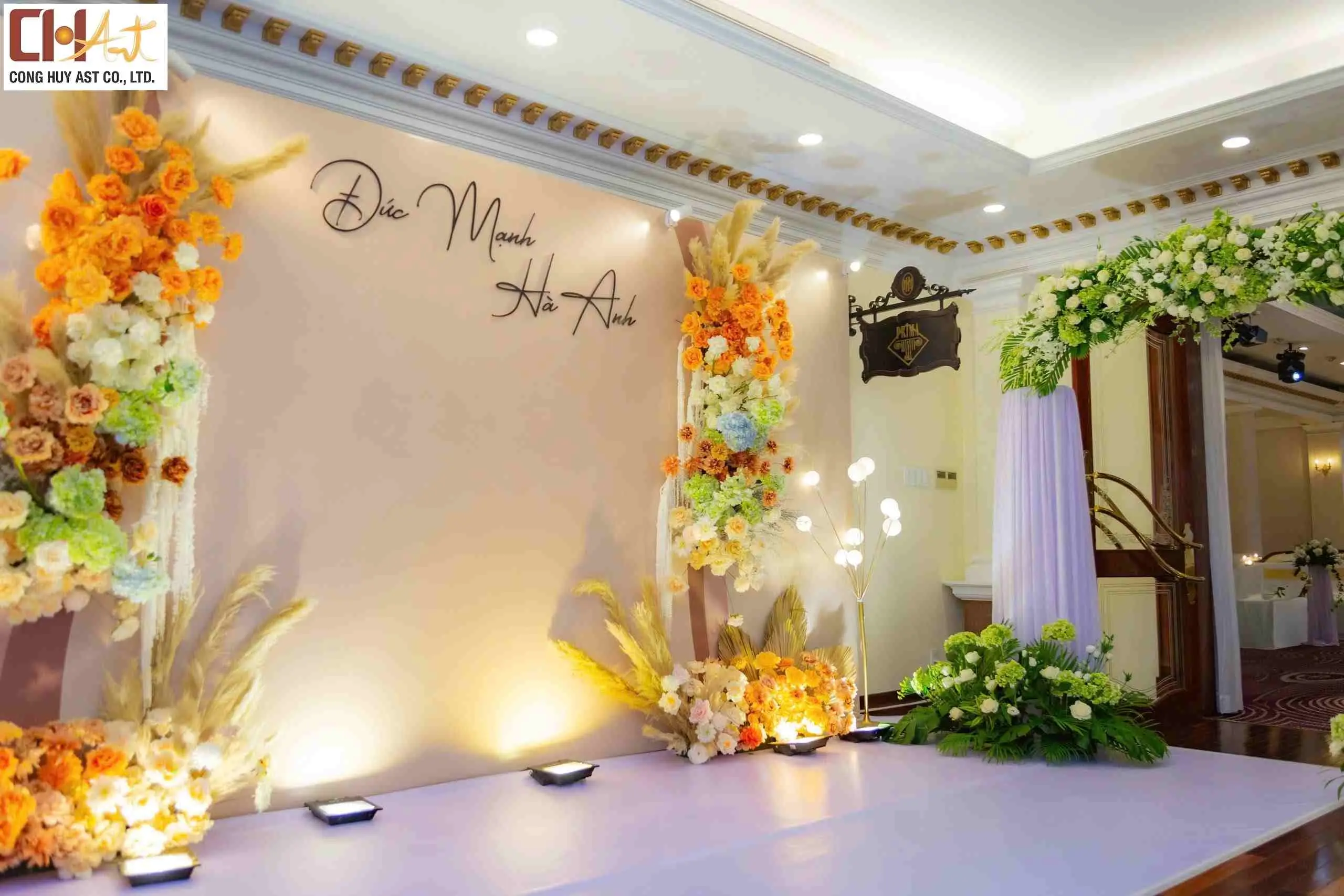 trang tr&iacute; sảnh đ&oacute;n kh&aacute;ch